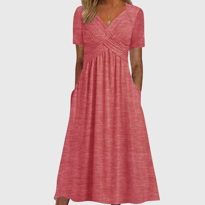 Ute | Flattering Dress
