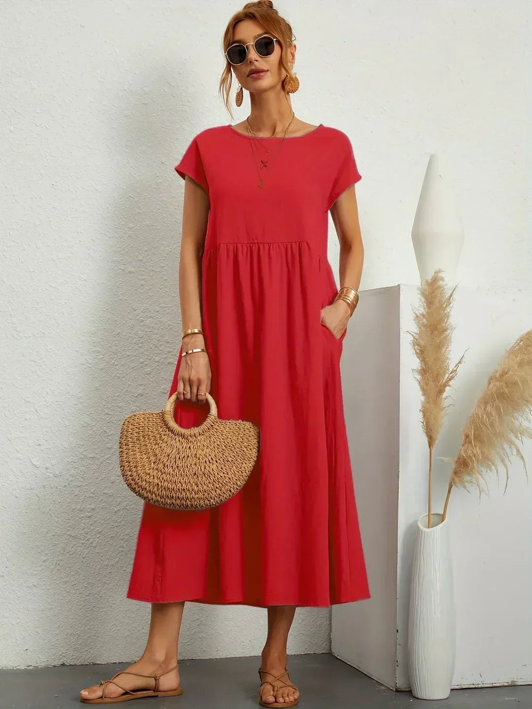 Evi | Flowing Midi Dress Timeless Elegance