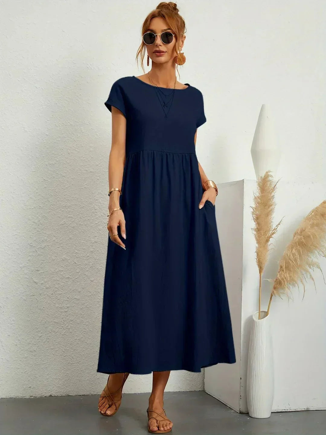 Evi | Flowing Midi Dress Timeless Elegance