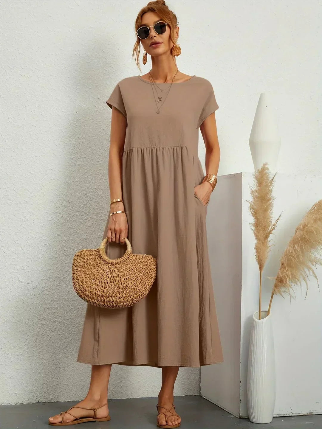 Evi | Flowing Midi Dress Timeless Elegance