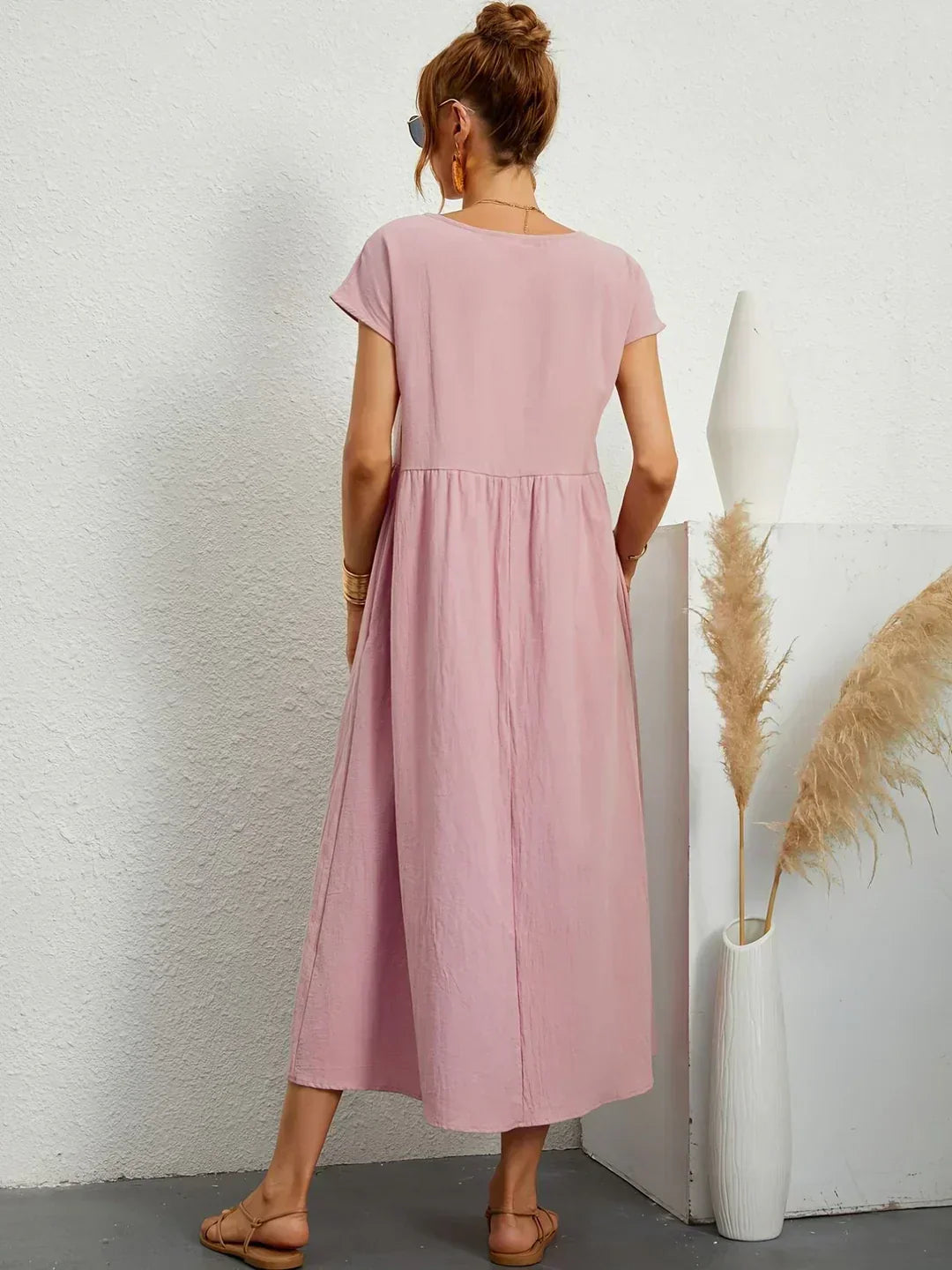 Evi | Flowing Midi Dress Timeless Elegance