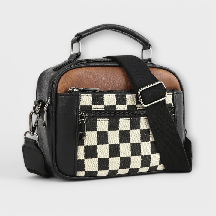 Clara | ChessMate