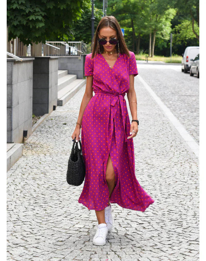 Julia | Elegant Dress with V-Neck and Figure-Flattering Cut