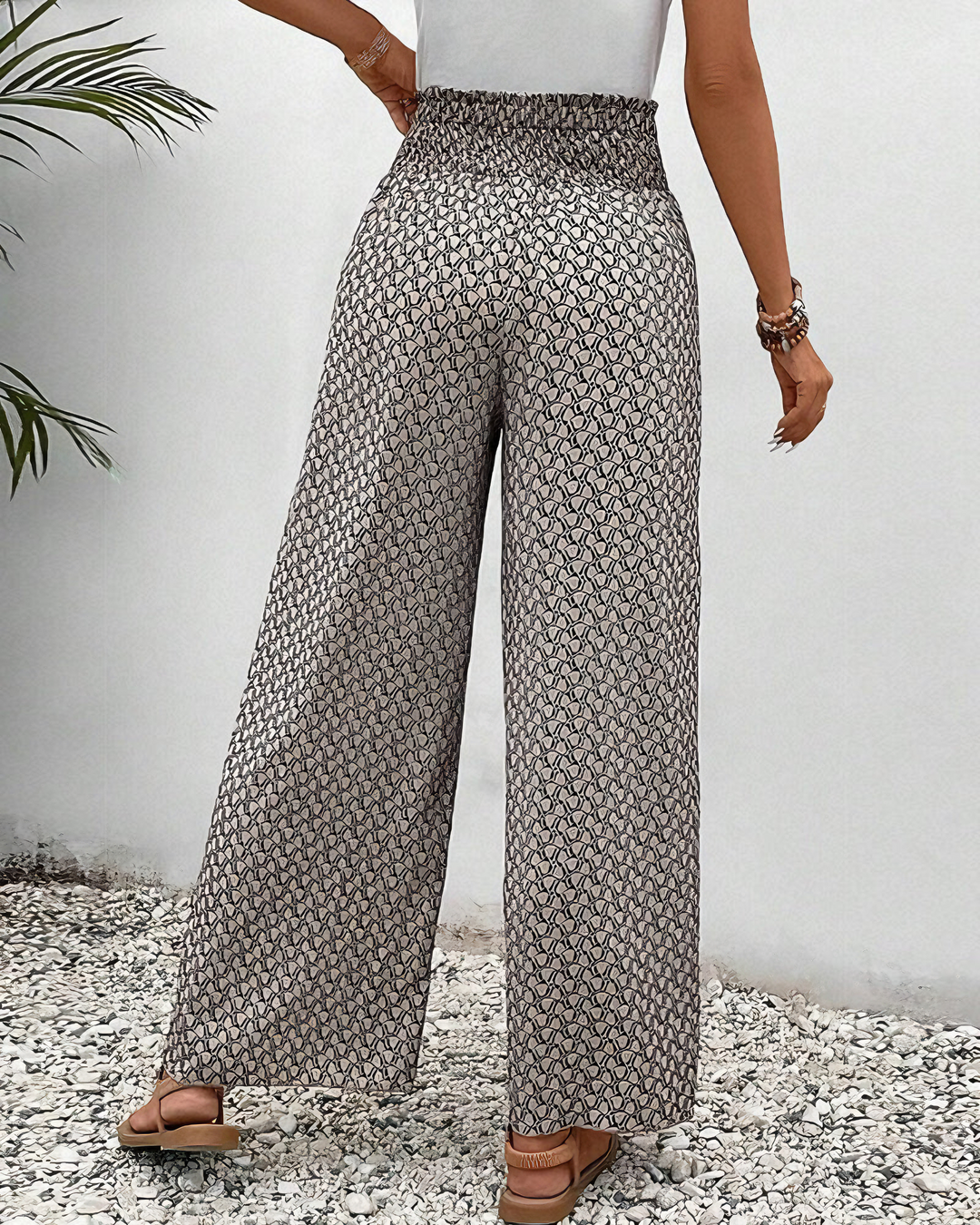 Stella | Lisette Trousers with Wide Legs and Geometric Print