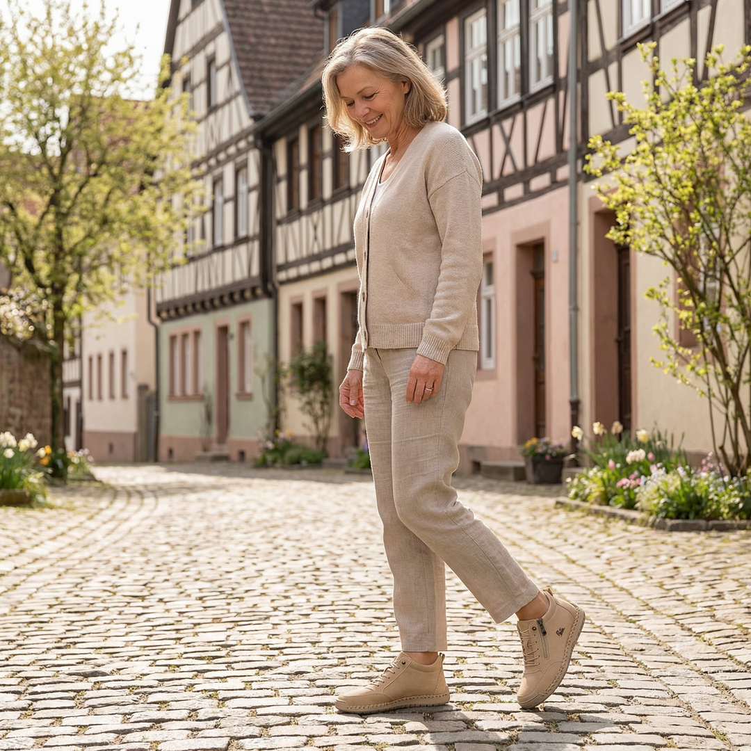 Mila | Orthopaedic Sneakers with Zip