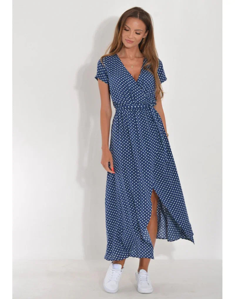 Julia | Elegant Dress with V-Neck and Figure-Flattering Cut